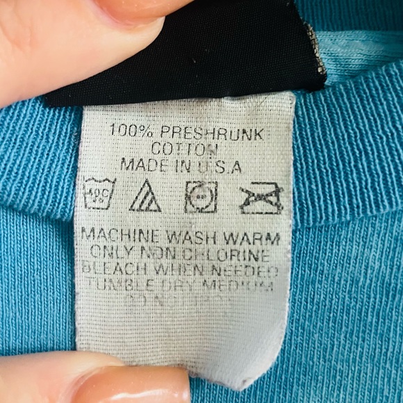 VINTAGE “The Beatles” Single-Stitched Tee - Picture 5 of 9